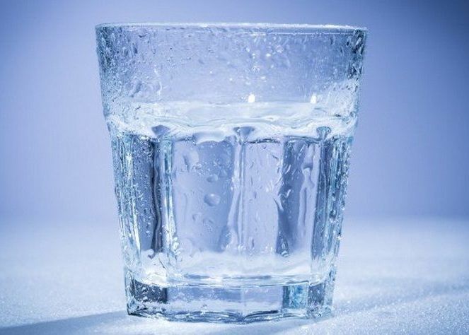Стакан воды