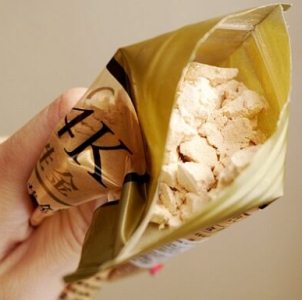 Уход за лицом: коллагеновая маска