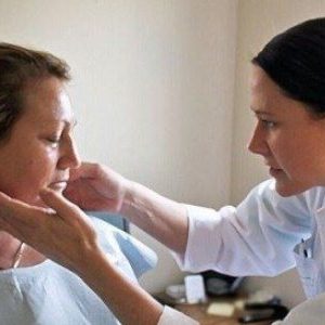 Чем опасны бородавки во рту и как от них избавиться